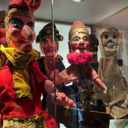 Pictures of very old Punch & Judy puppets.